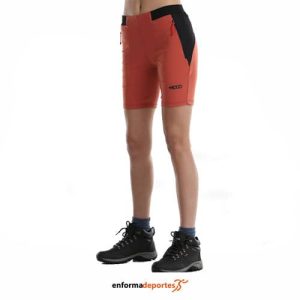 MALLA CORTA MUJER +8000 NADAR | ARCILLA