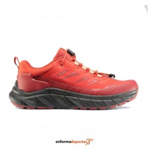 ZAPATILLA HOMBRE +8000 TAKON LOW | GRANATE