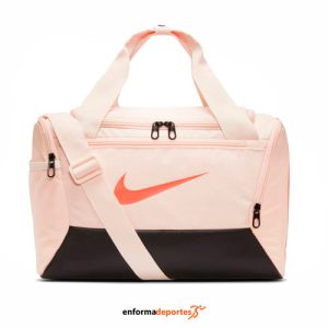 BOLSA NIKE NK BRSLA XS DUFF – 9.5 (25L) | GUAVA ICE/BLACK/BRIGHT CR